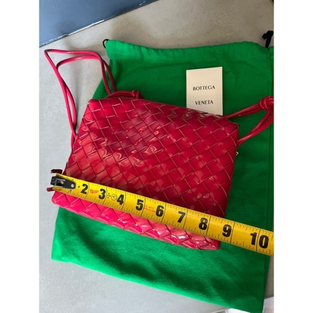 Bottega Veneta Pink Patent Leather Intrecciato Crossbody Bag Luxury Designer Bag - Picture 11 of 13